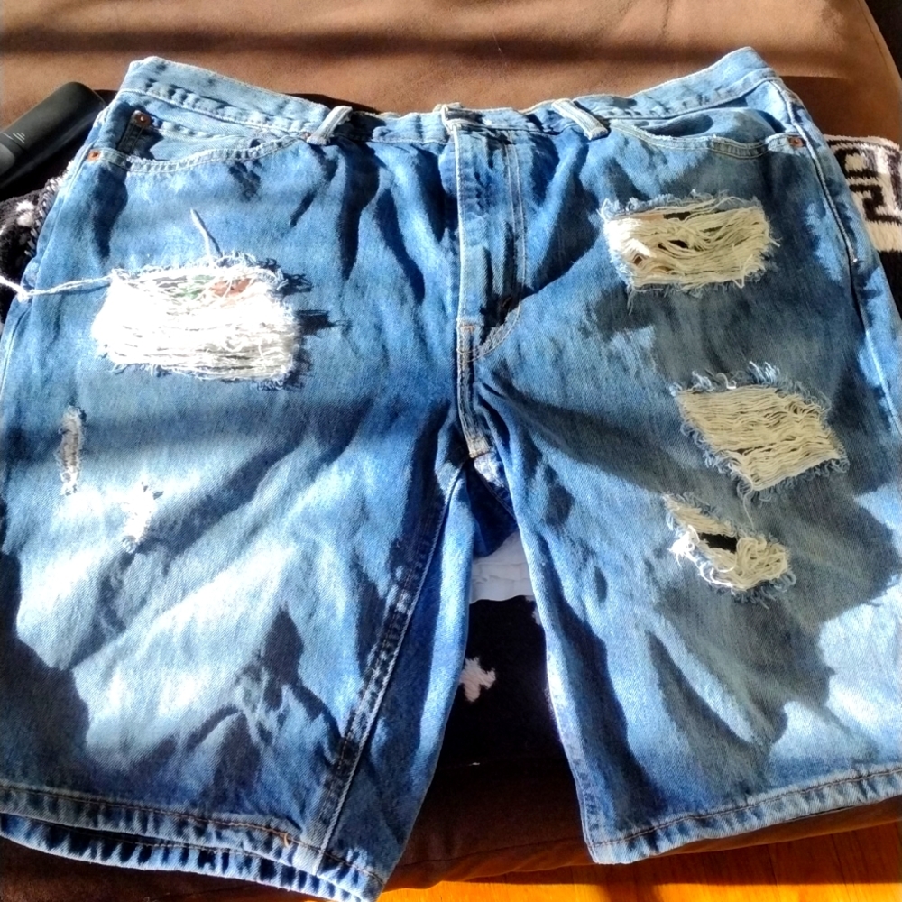 Women Levi's Shorts